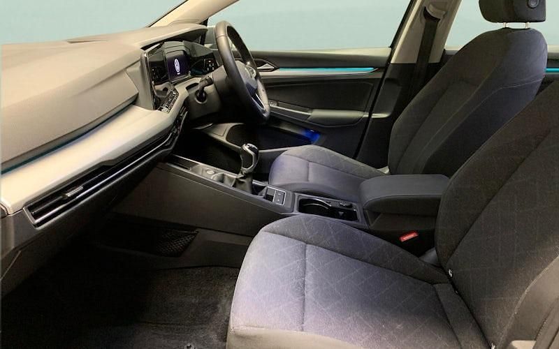 Used VW Golf VIII Life 116 HP (85 kW) 2024 Hatchback