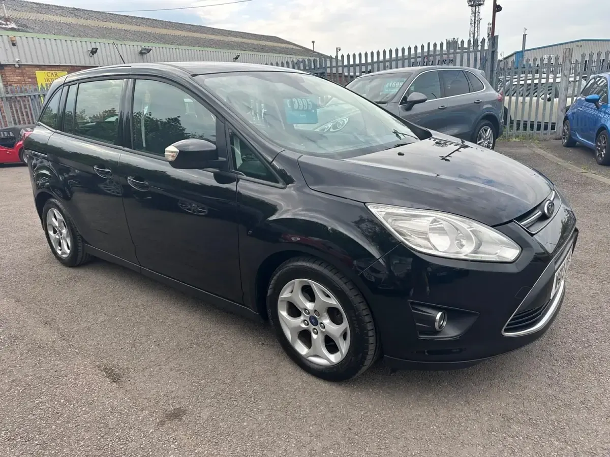 Używany Ford Grand C-Max Zetec 115 KM (84 kW) 2013 Czarny Minivan