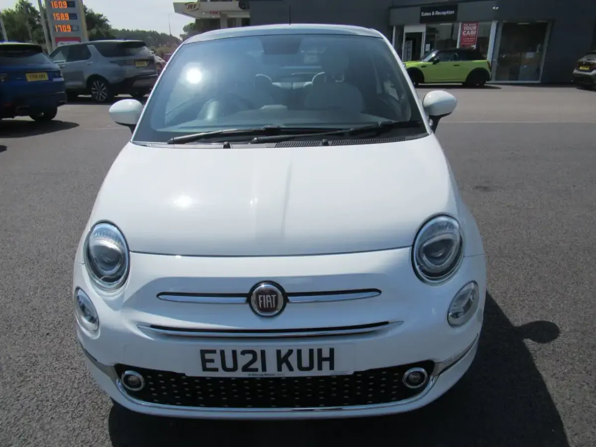 Used Fiat 500 Dolcevita 70 HP (51 kW) 2021 White Hatchback