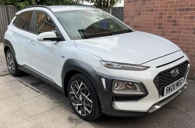 White Used 2020 Hyundai Kona Premium SUV | £14,099 (Fair price) - Image 1/1