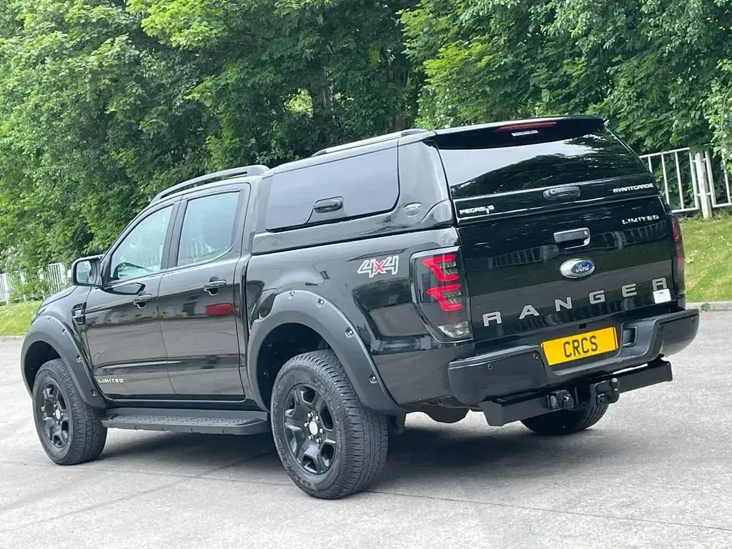 Used Ford Ranger 160 HP (117 kW) 2018 Black Pickup