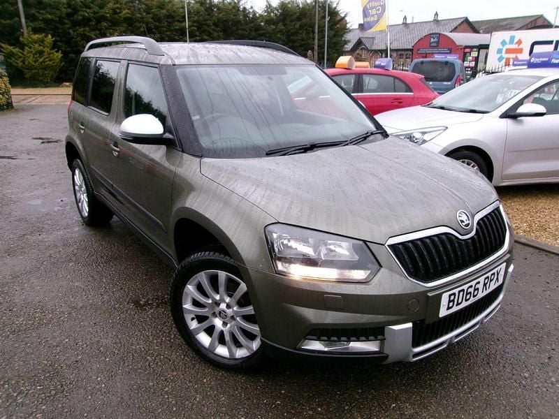 Green Used 2016 Skoda Yeti SE SUV | £11,500 (Fair price) - Image 1/4