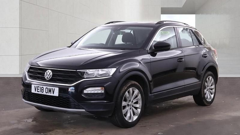 Usado VW T-Roc SE 150 HP (110 kW) 2018 Preto SUV