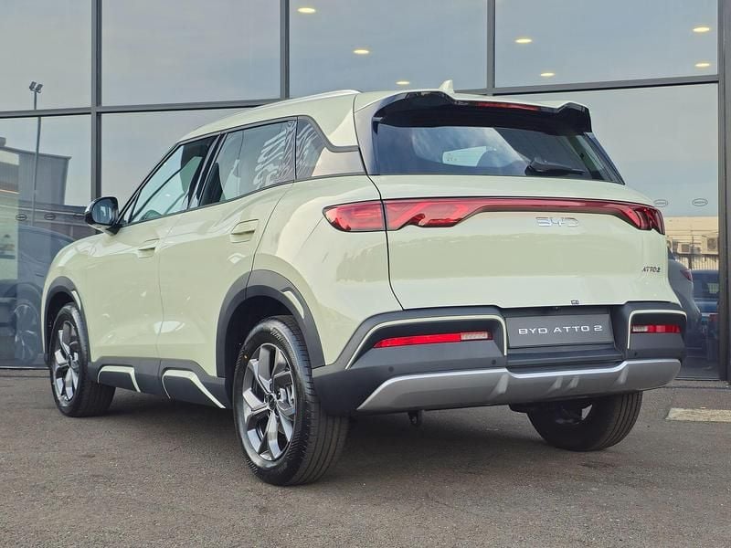 New BYD Atto 2 Comfort 11 kW (15 HP) 2026 Hiking green SUV