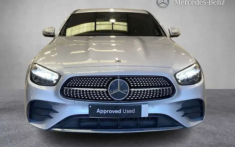 Used Mercedes E200 AMG line 200 HP (147 kW) 2023 Silver Sedan