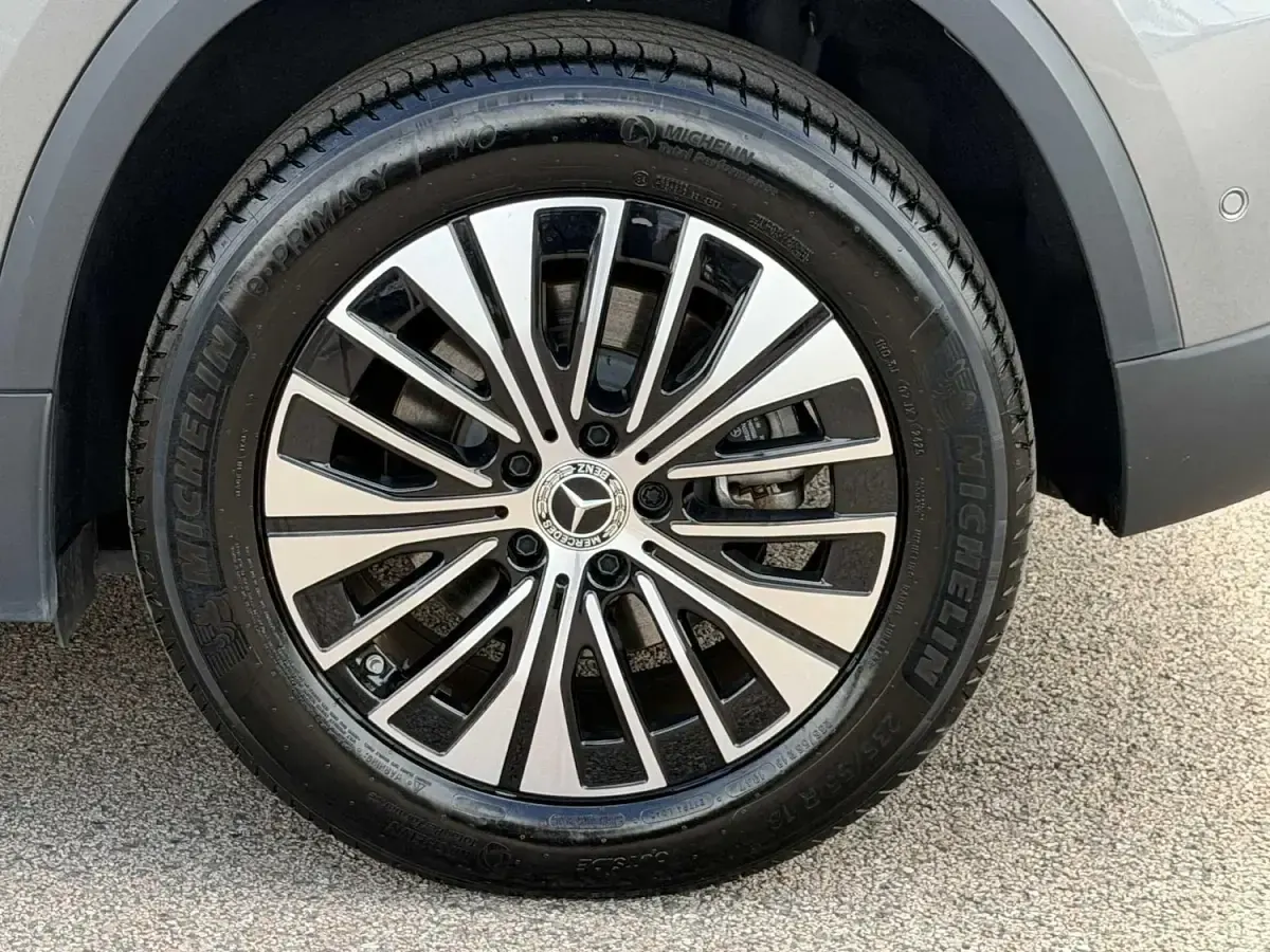 Used Mercedes EQA250+ Executive 139 kW (190 HP) 2025 Grey SUV