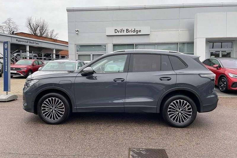 Used VW Tiguan Match 204 HP (150 kW) 2025 Grey SUV