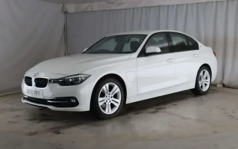 Used BMW 330e Sport Line 252 HP (185 kW) 2018 Sedan