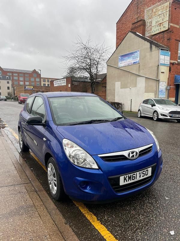 Used Hyundai i20 Classic 2012 Blue Hatchback