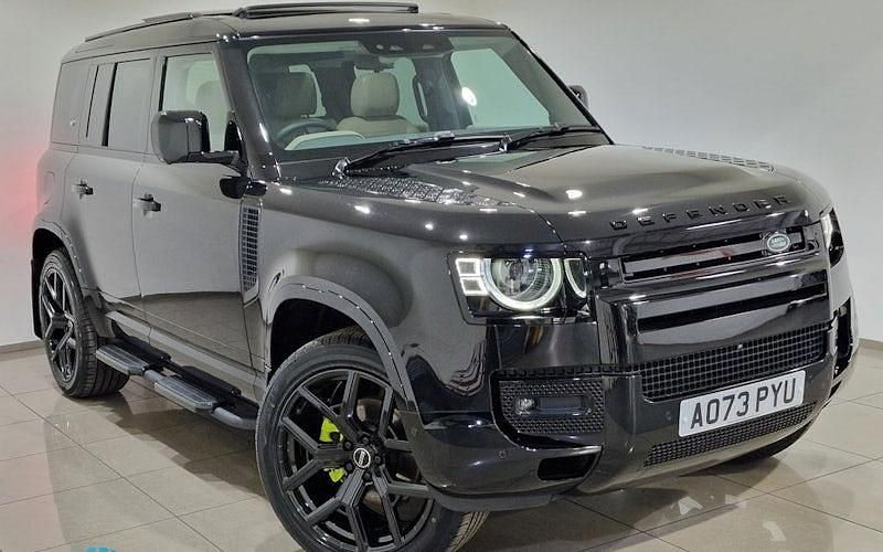 Used Land Rover Defender 249 HP (183 kW) 2023 Estate