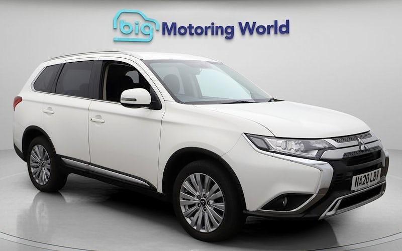 Used 2020 Mitsubishi Outlander SUV | £15,200 (Fair price) - Image 1/4