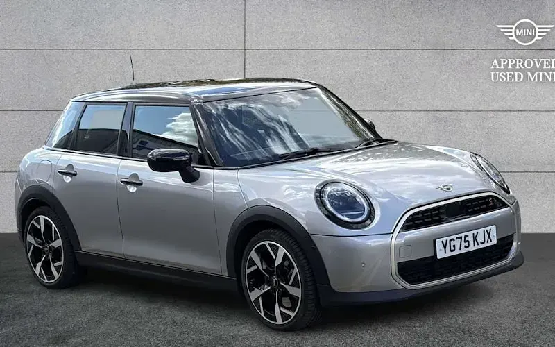Used Mini Cooper Exclusive 150 kW (204 HP) 2025 Hatchback
