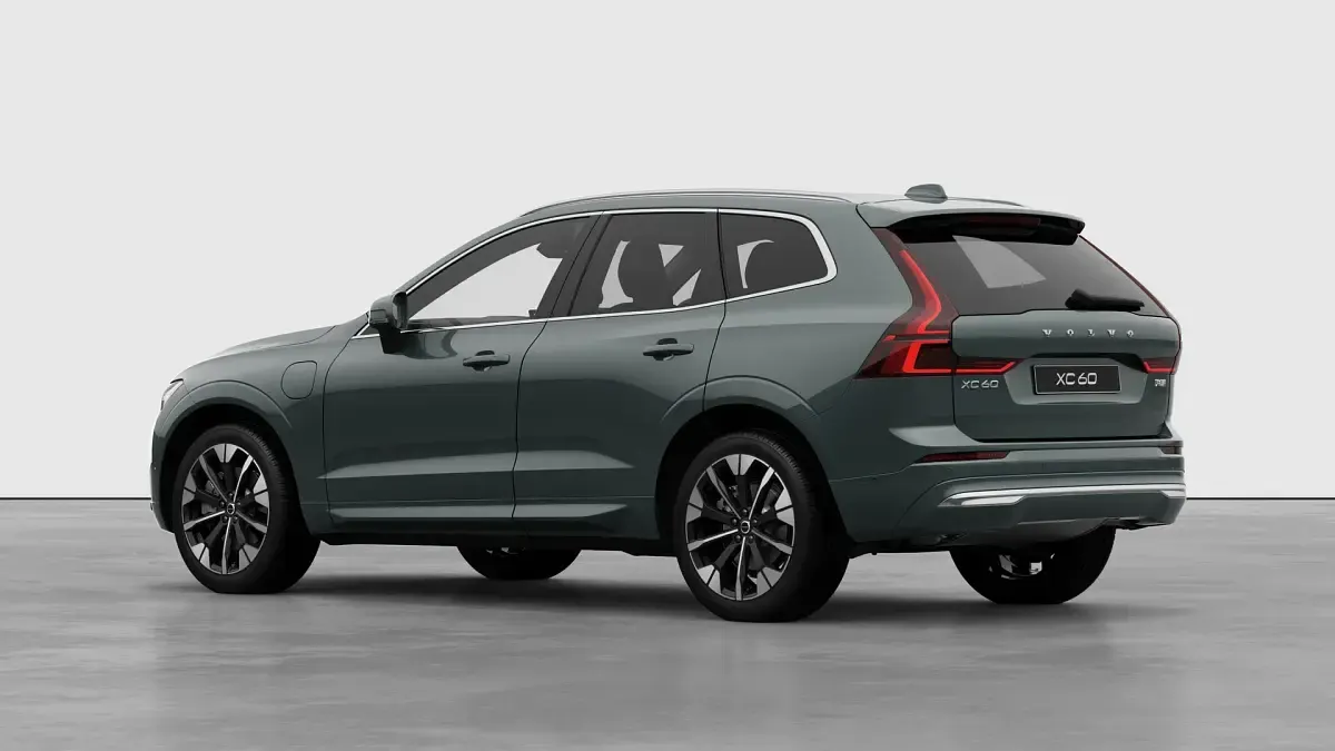 New Volvo XC60 Ultra 2026 Forest lake SUV