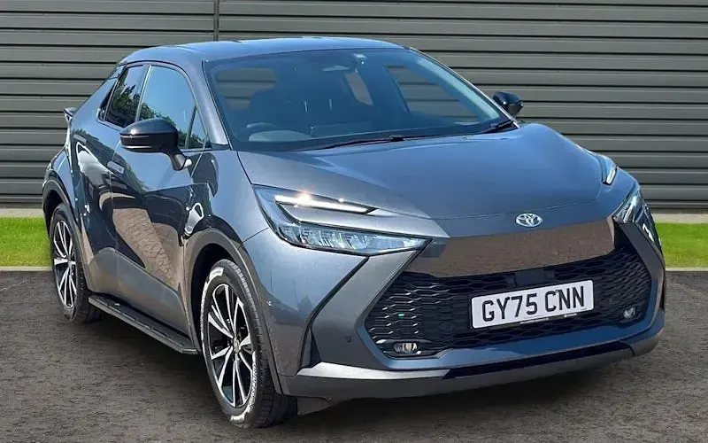 Used Toyota C-HR Design 223 HP (164 kW) 2025 SUV