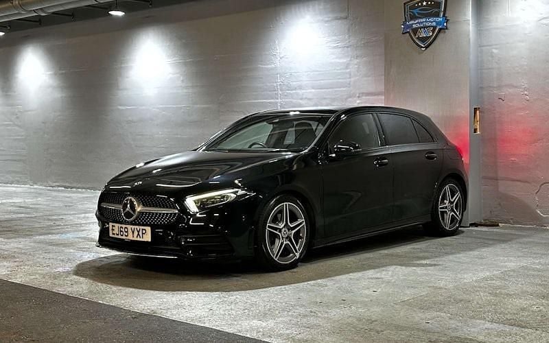 Used Mercedes A180 AMG Line Premium Plus 116 HP (85 kW) 2019 Black Hatchback