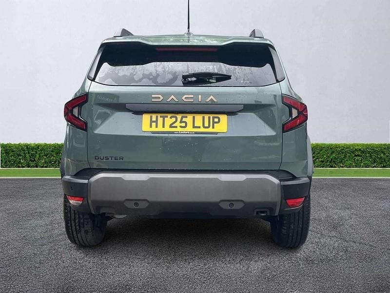 Used Dacia Duster Extreme 130 HP (95 kW) 2025 Green Hatchback