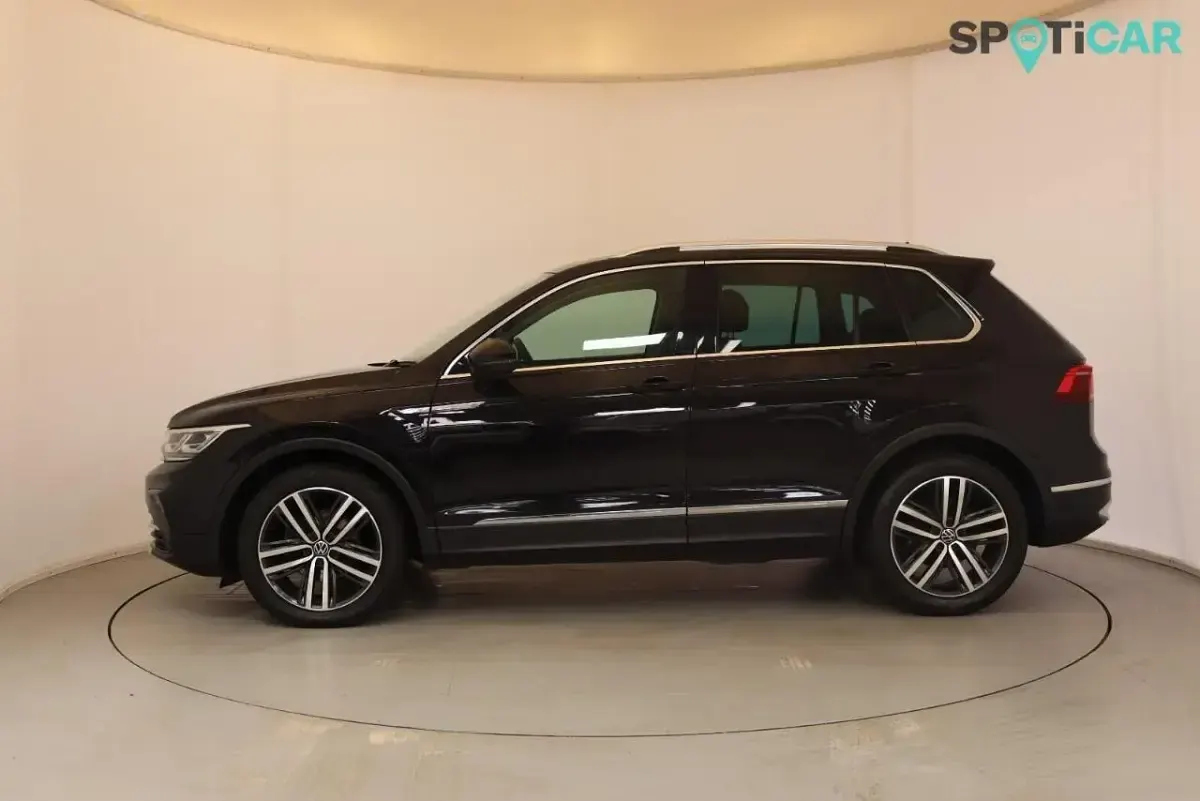 Used VW Tiguan Elegance 148 HP (108 kW) 2021 Black SUV