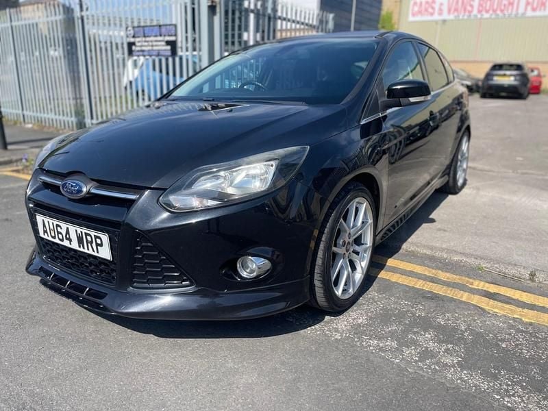 Used Ford Focus Zetec 115 HP (84 kW) 2014 Black Hatchback