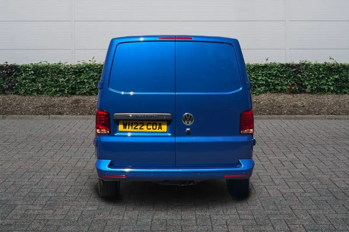 Used VW T6.1 Highline 2022 Ravenna blue metallic Van