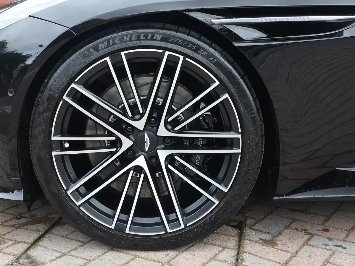 Used Aston Martin V8 680 HP (500 kW) 2025 Black Coupe