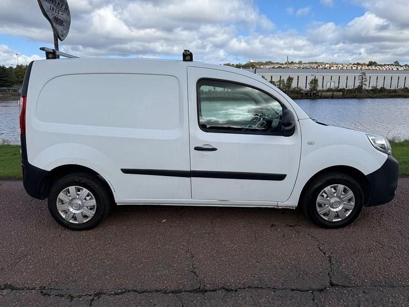 Used Renault Kangoo 2013 White MPV