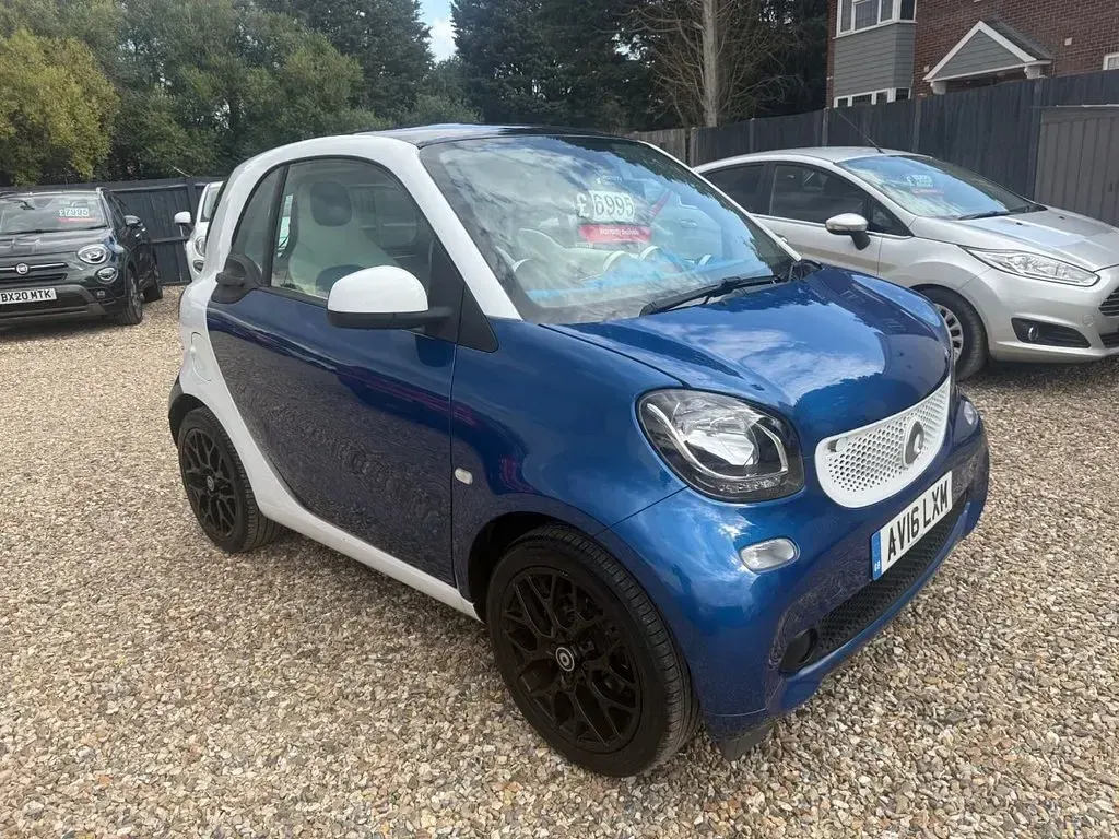 Used Smart ForTwo Coupé Proxy 71 HP (52 kW) 2016 Blue Coupe