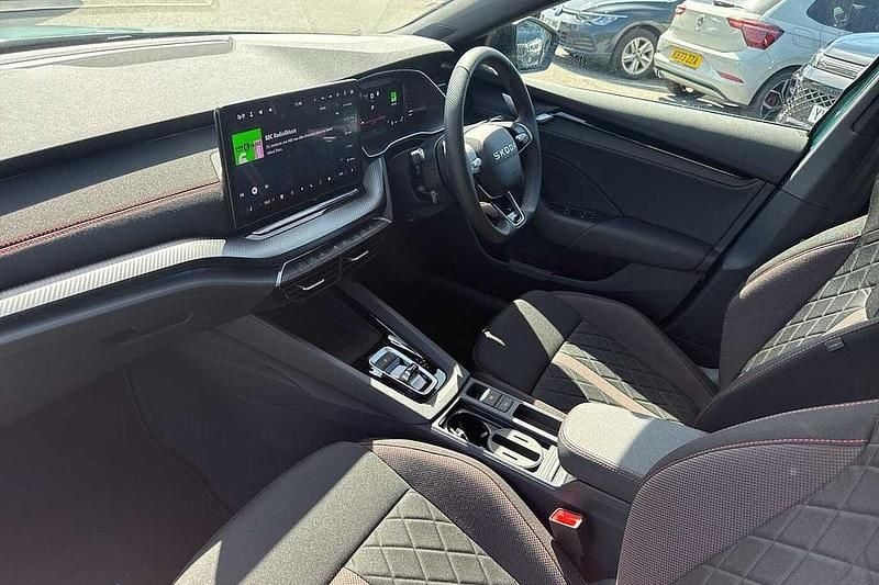 New Skoda Octavia vRS 265 HP (194 kW) 2026 Water world green Hatchback