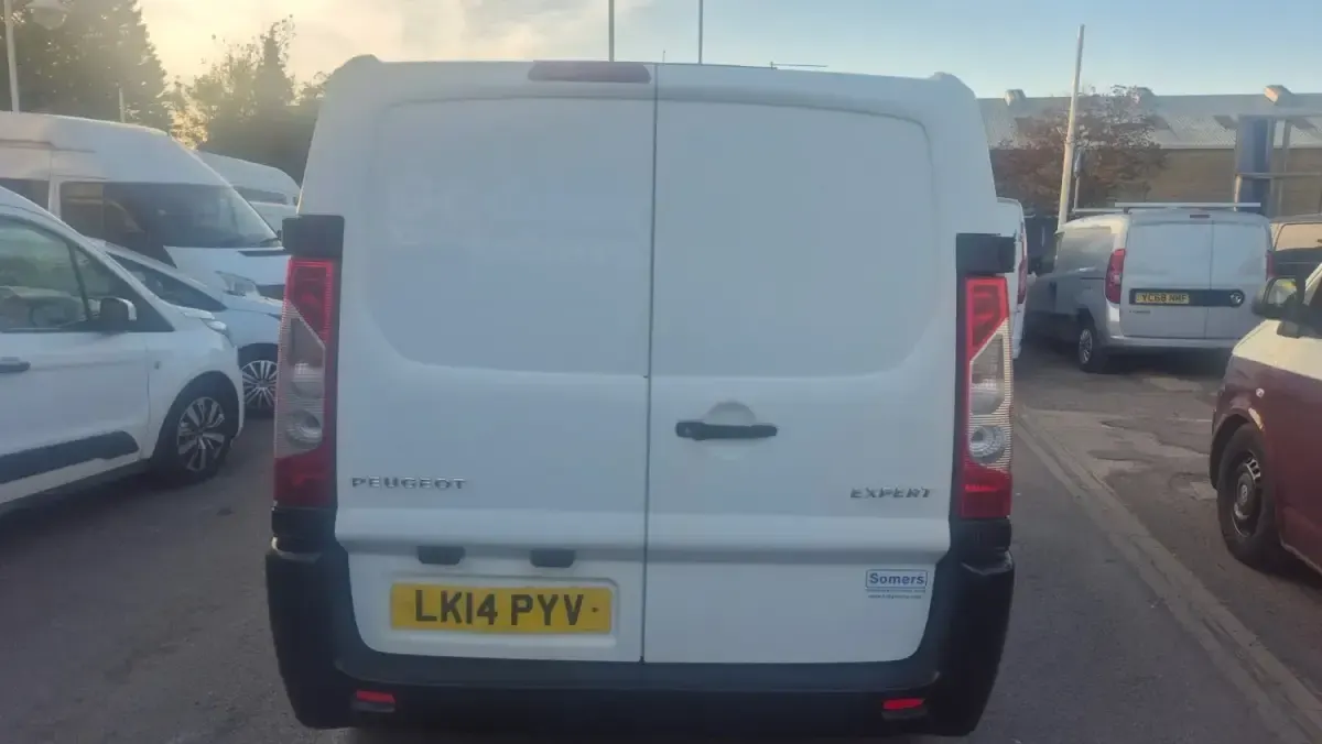 Second-hand Peugeot Expert 2014 Alb Van