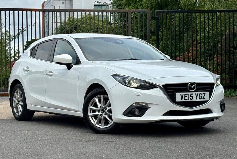 White Used 2015 Mazda 3 Hatchback | £5,999 (Fair price) - Image 1/4
