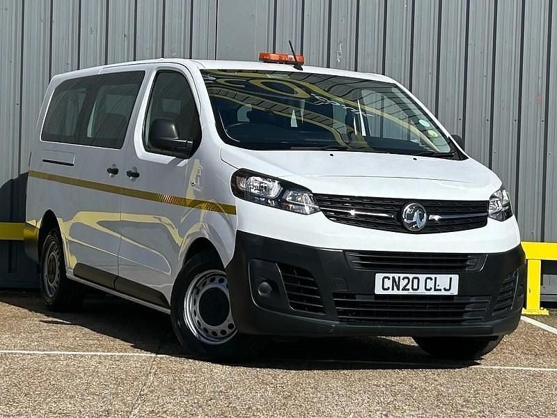 Used Vauxhall Vivaro Edition 120 HP (88 kW) 2020 White MPV