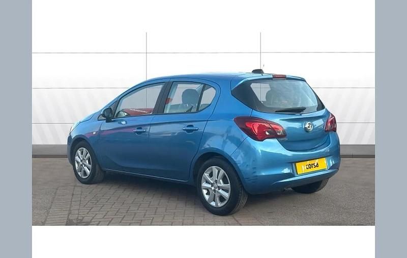 Used Vauxhall Corsa Design Edition 90 HP (66 kW) 2017 Blue Hatchback