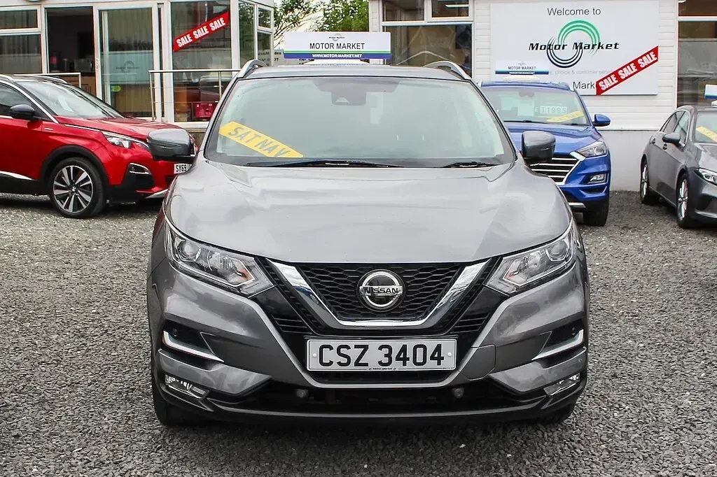 Used Nissan Qashqai N-Connecta 110 HP (80 kW) 2018 Grey SUV