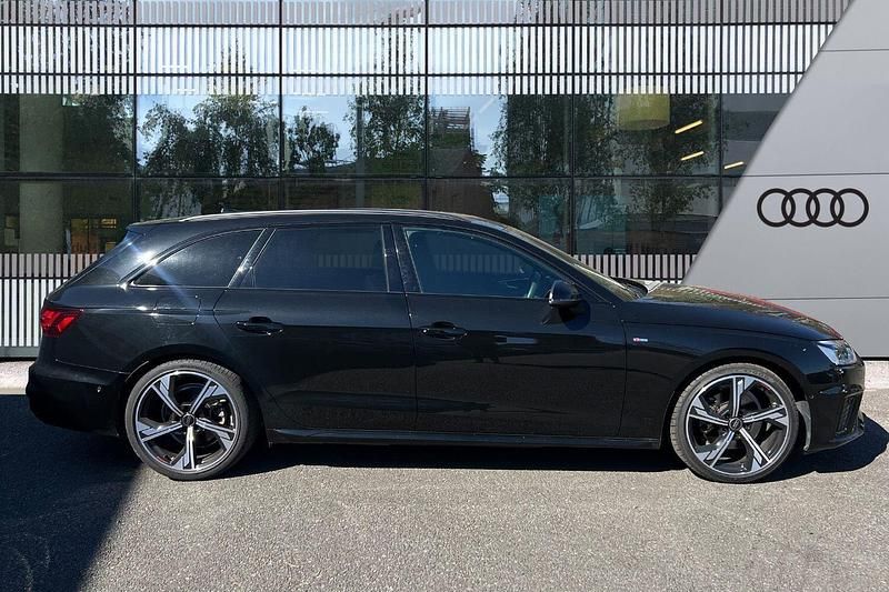 Used Audi A4 Black Edition 147 HP (108 kW) 2024 Black Estate