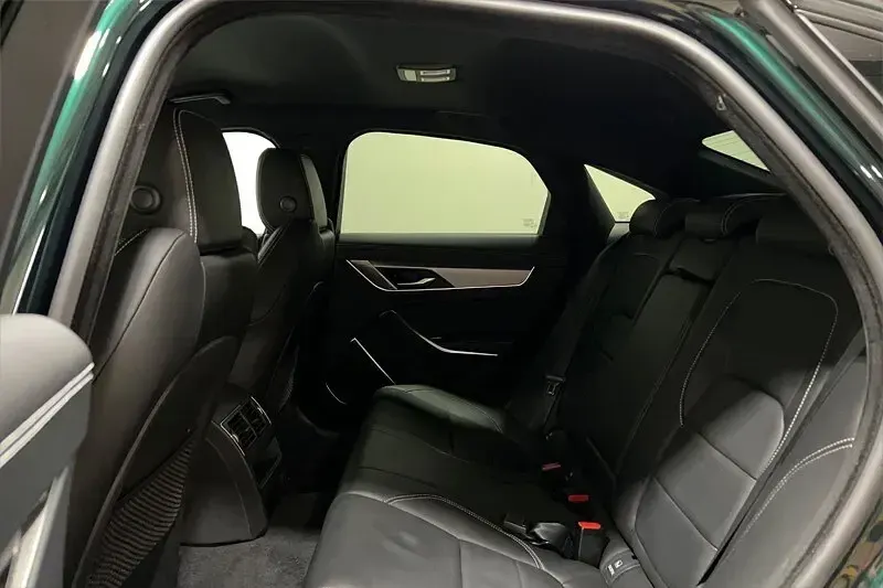 Used Jaguar XF R-Dynamic 201 HP (147 kW) 2023 Green Sedan
