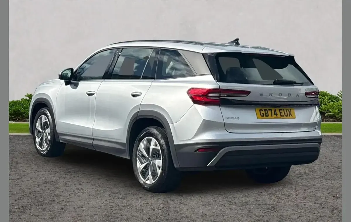 Used Skoda Kodiaq SE 150 HP (110 kW) 2025 Brilliant silver metallic SUV