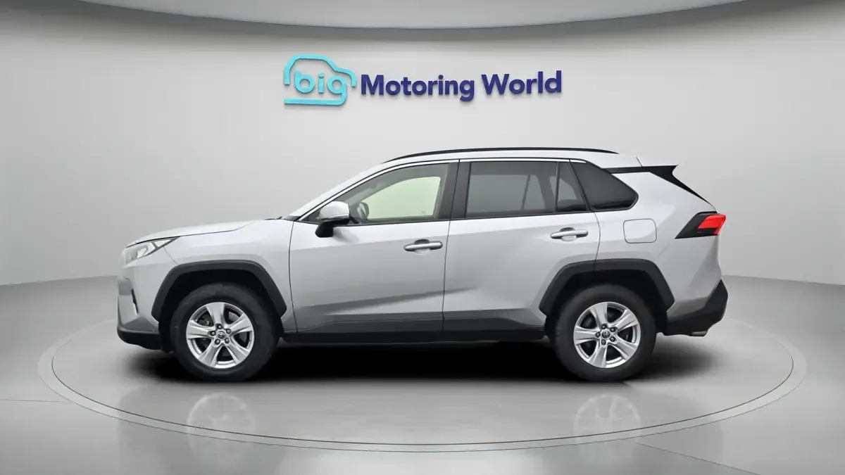 Usado Toyota RAV4 Hybrid 215 CV (158 kW) 2022 SUV