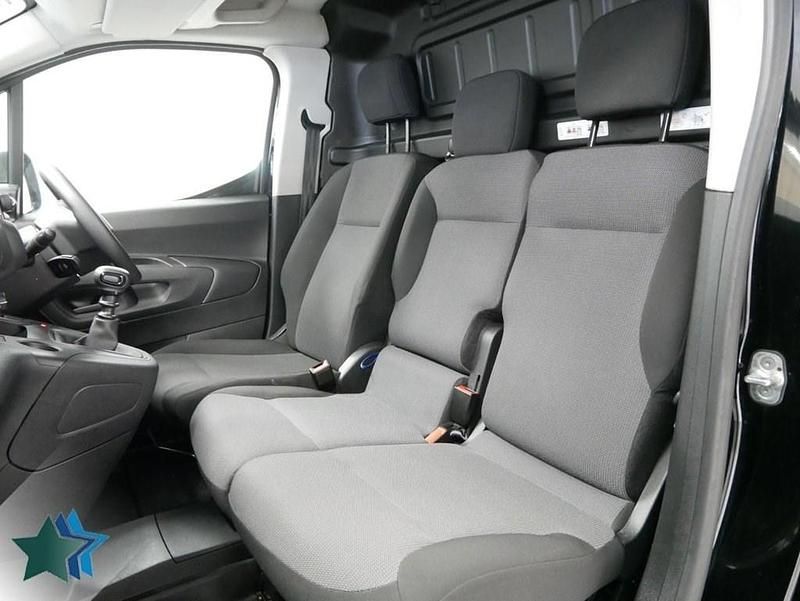 Used Peugeot Partner 100 HP (73 kW) 2022 Black MPV