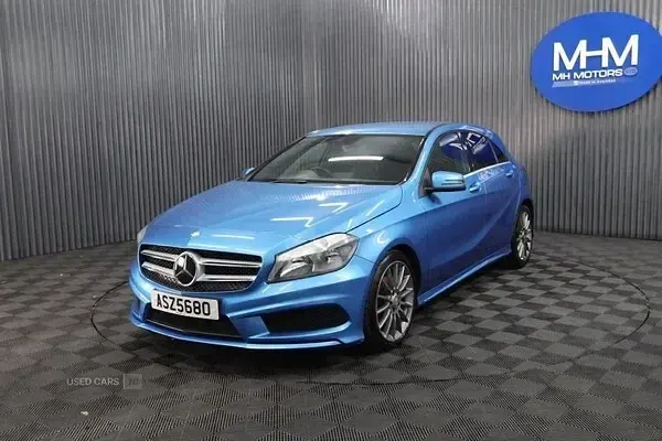 Used Mercedes A180 AMG 2014 Blue Hatchback