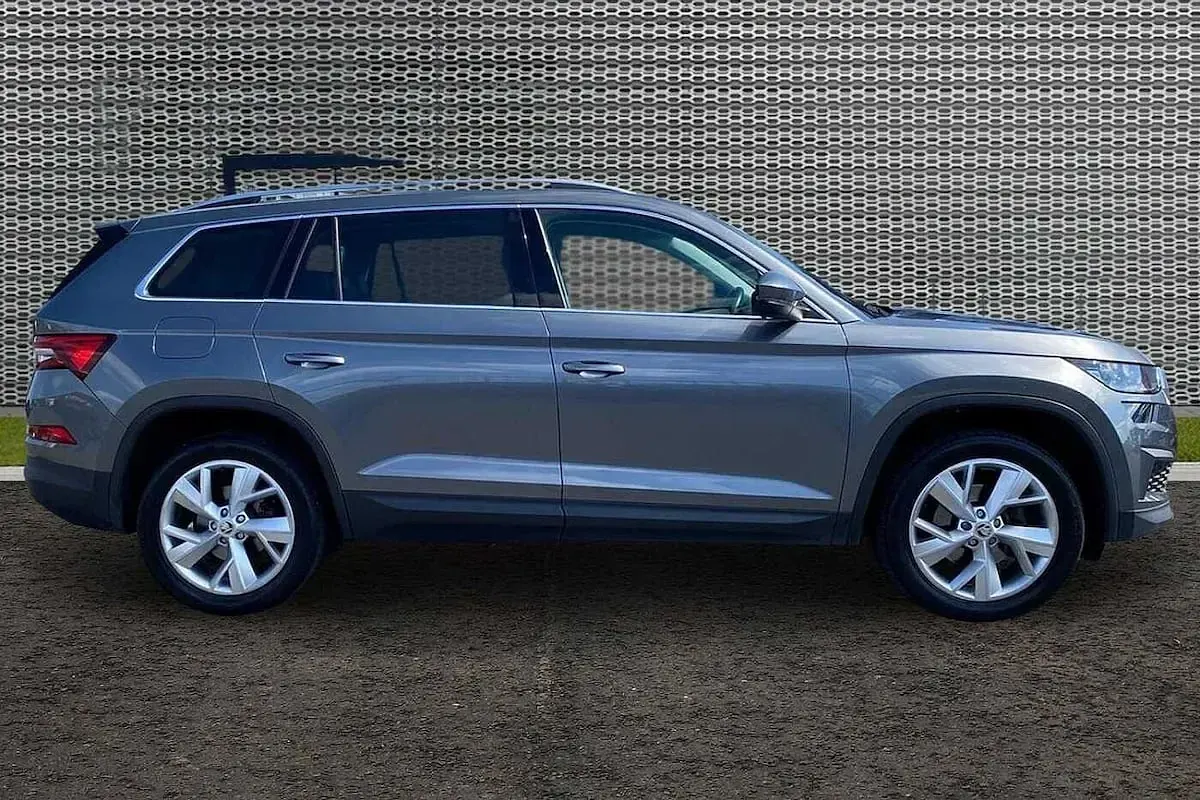 Used Skoda Kodiaq SE L Executive 110 HP (80 kW) 2024 Graphite grey metallic SUV