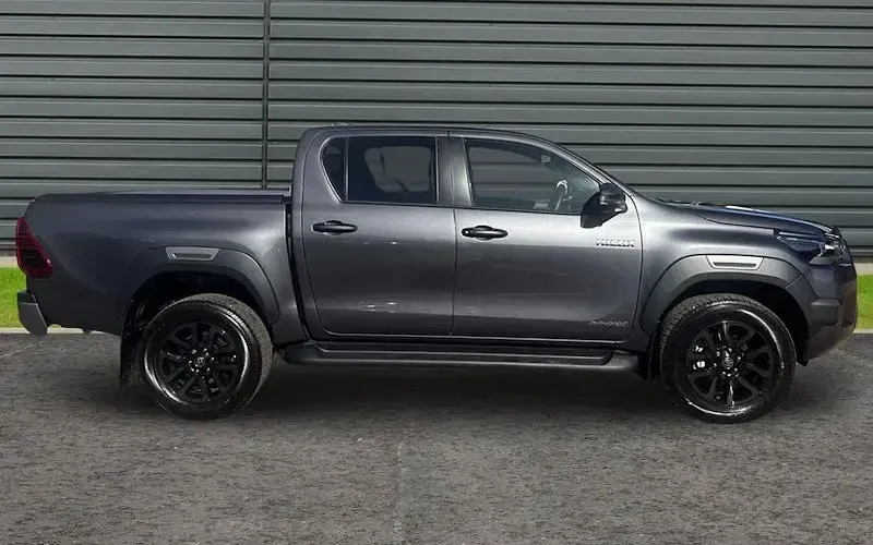 Used Toyota HiLux 204 HP (150 kW) 2026 Pickup