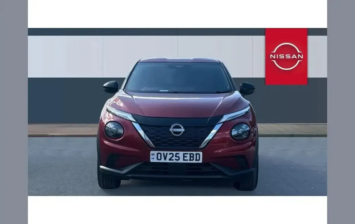 Used Nissan Juke N-Connecta 140 HP (102 kW) 2025 Red SUV