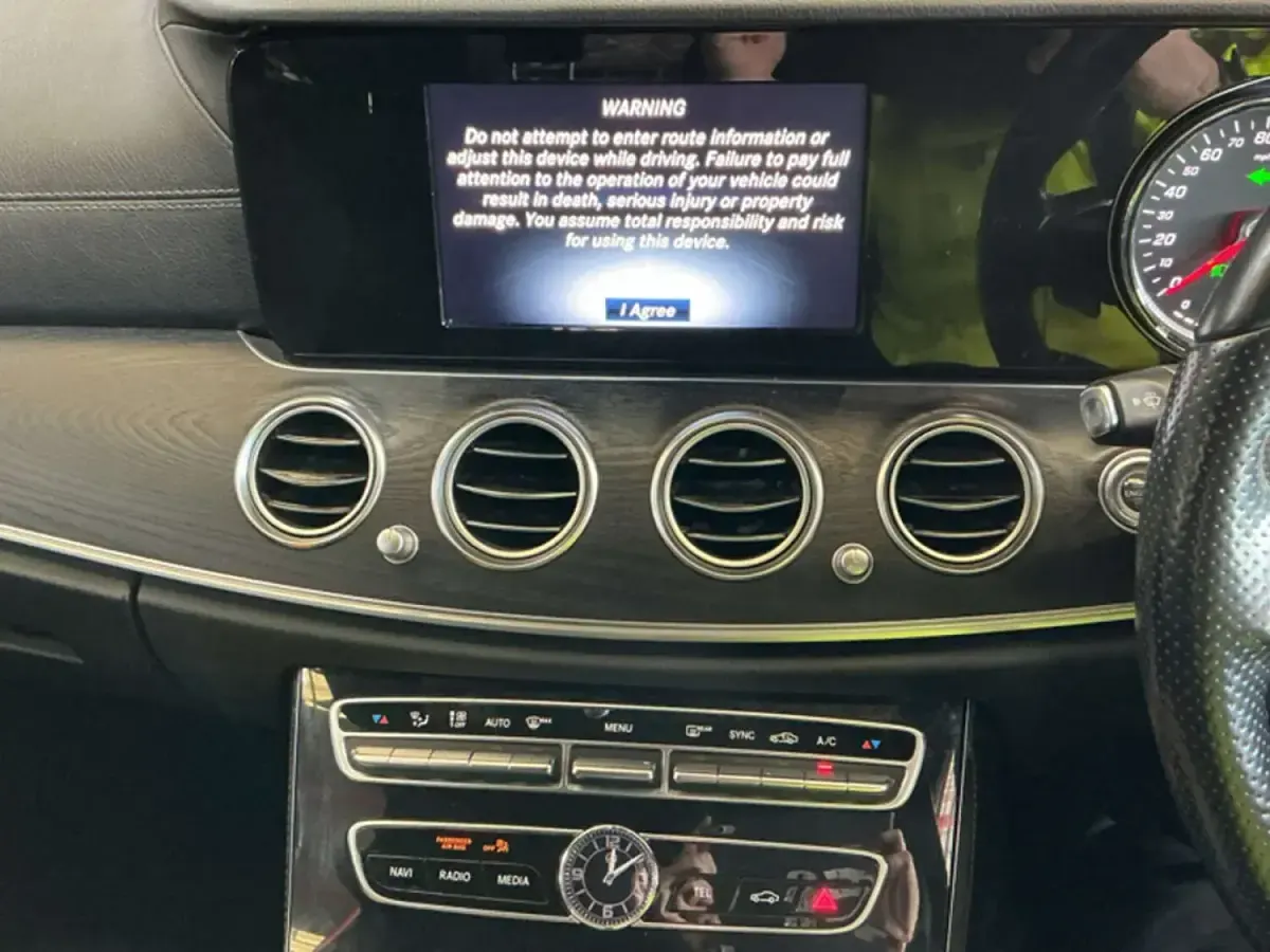 Used Mercedes E220 AMG line 2017 Black Sedan