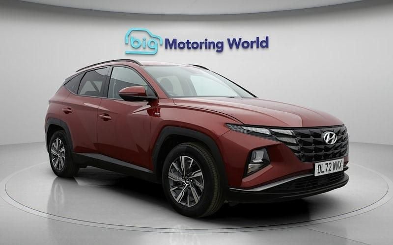 Used Hyundai Tucson SE 150 HP (110 kW) 2023 Red SUV