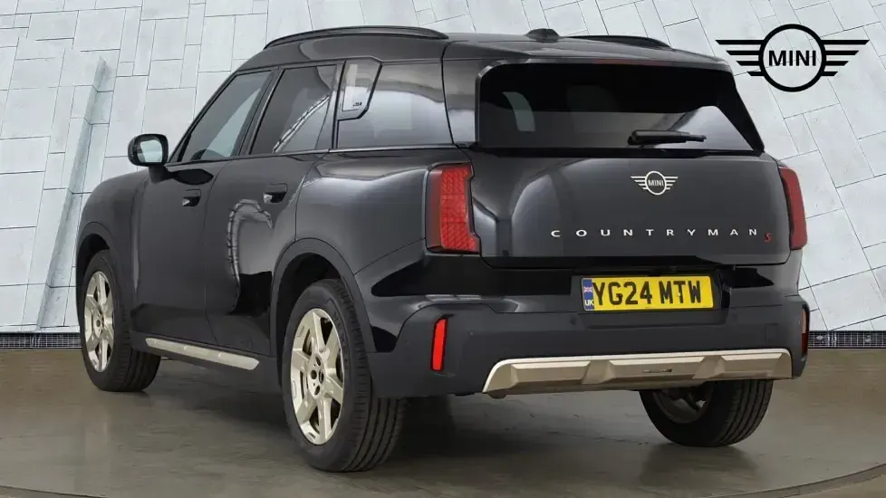 Used Mini Countryman 215 HP (158 kW) 2024 Black SUV