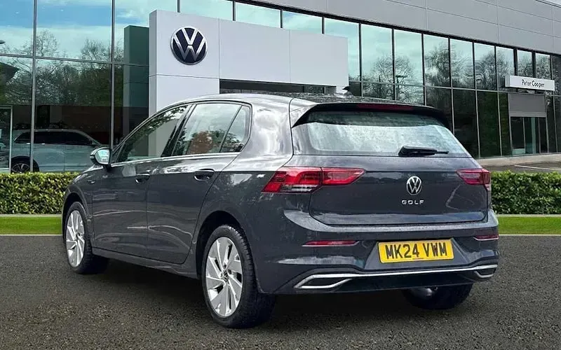 Used VW Golf VIII Style 131 HP (96 kW) 2024 Grey Hatchback