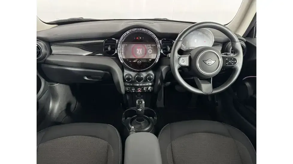 Used Mini Cooper Classic 134 HP (98 kW) 2023 Grey Hatchback