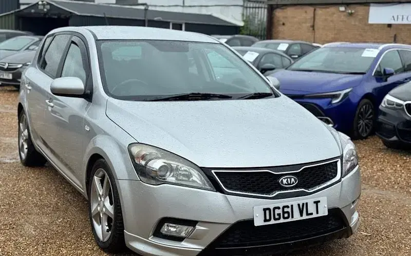 Used Kia Ceed 128 HP (94 kW) 2015 Hatchback