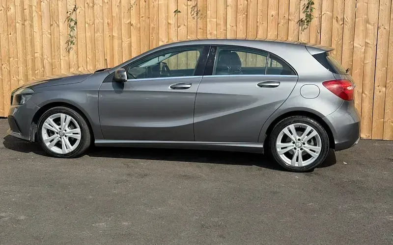 Used Mercedes A180 109 HP (80 kW) 2016 Grey Hatchback