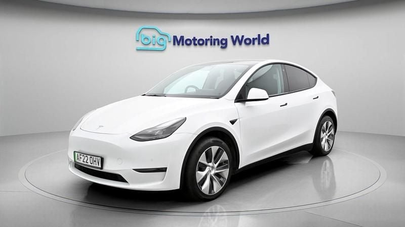 Used Tesla Model Y Long Range AWD 378 kW (514 HP) 2022 White SUV