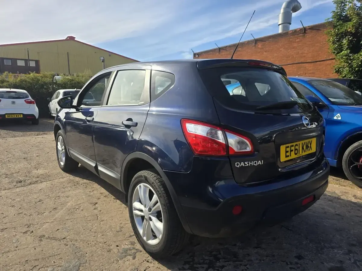 Used Nissan Qashqai Acenta 2011 Blue SUV